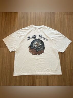 In His Hands heavyweight Graphic Tee - White